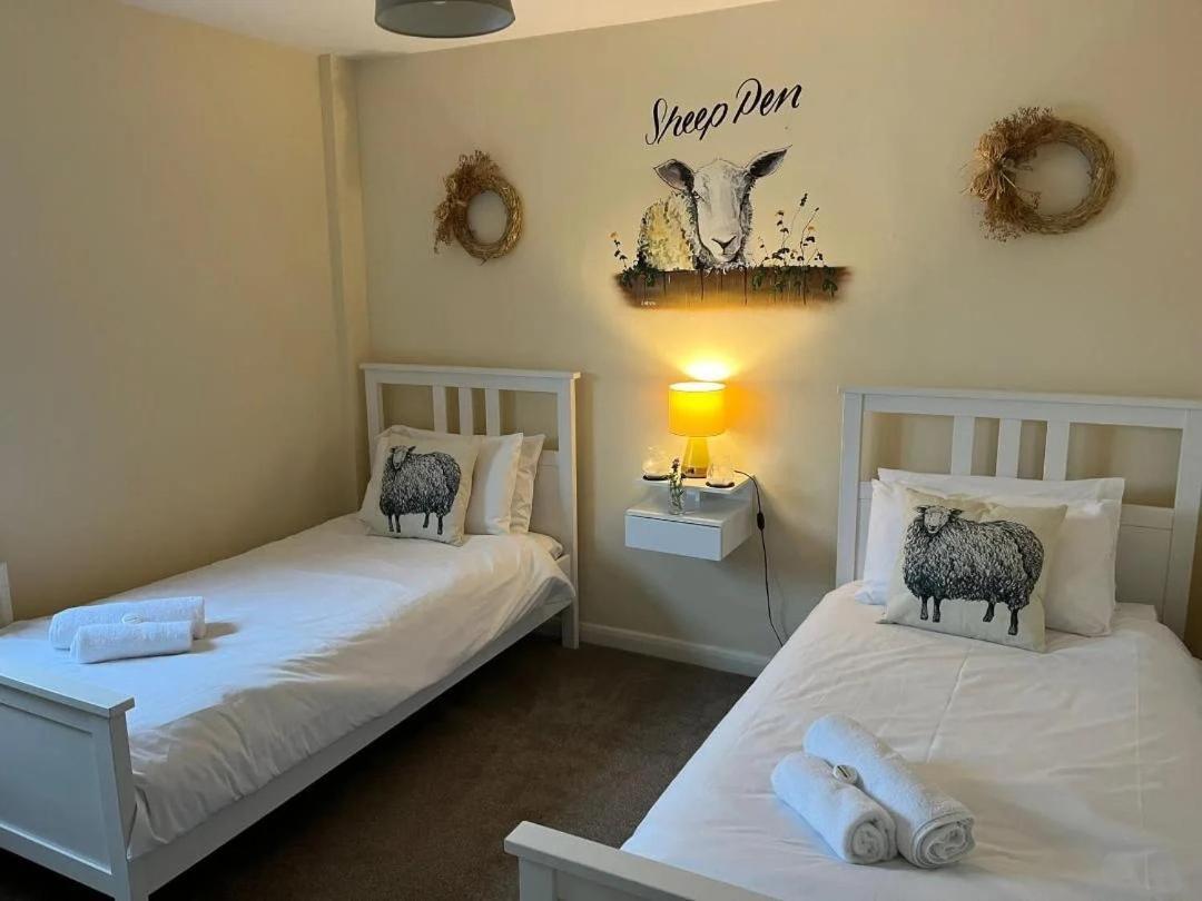 Farmyard Inn Youlgreave Eksteriør billede